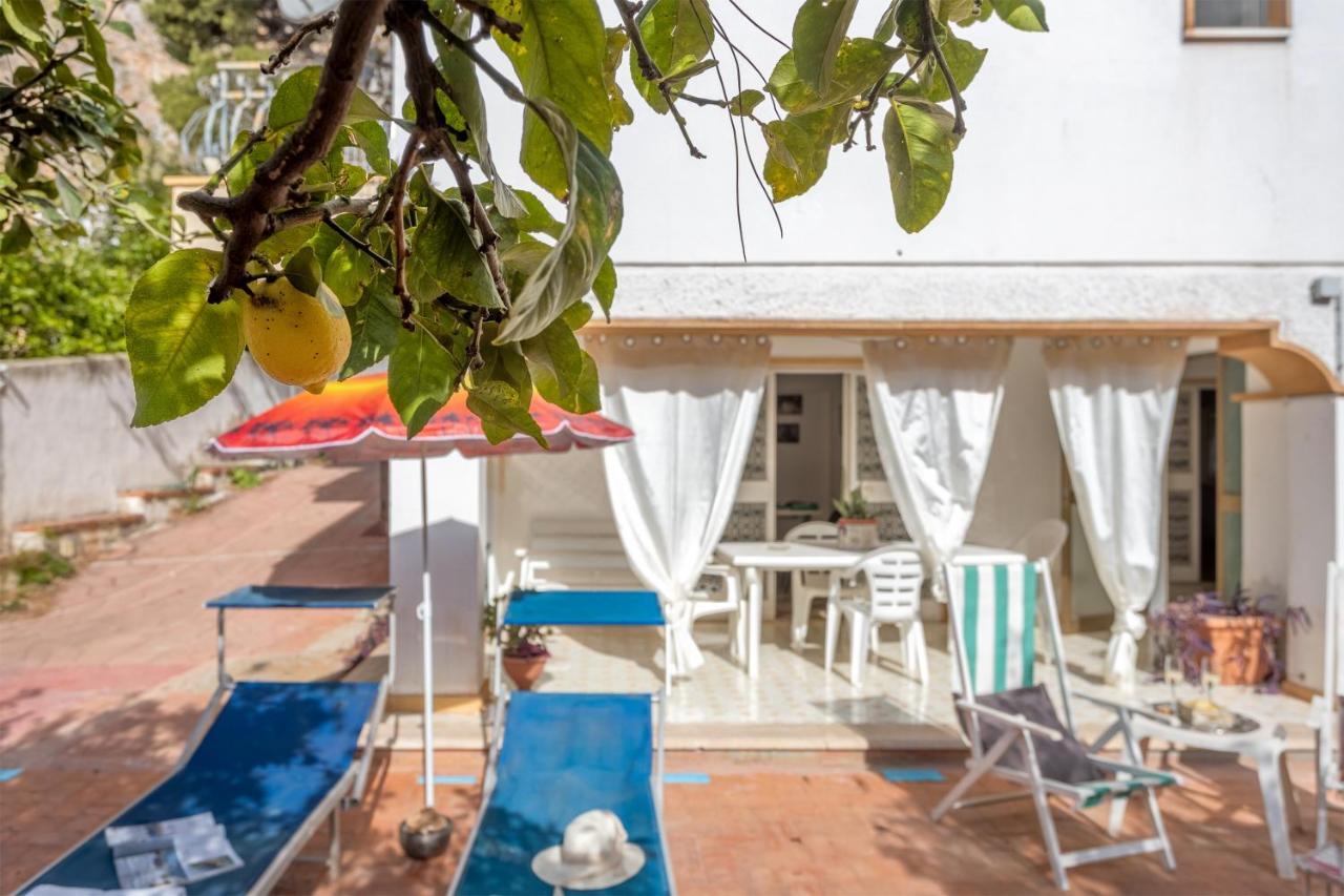 Casa In Villa A Mondello-700M Dal Mare Palermo Exterior photo