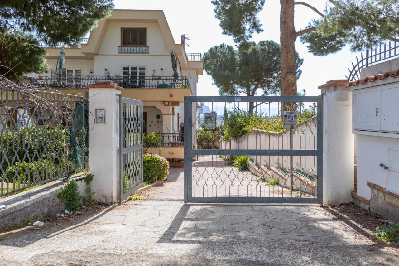 Casa In Villa A Mondello-700M Dal Mare Palermo Exterior photo